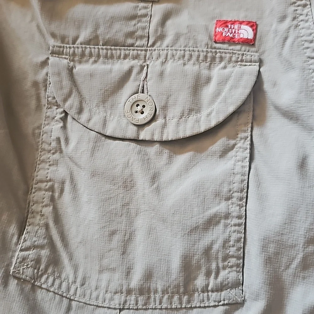 The North Face Women's Size 6 Tan Khaki Outdoor Cargo Nylon Hiking Outdoor Skirt - Picture 3 of 12